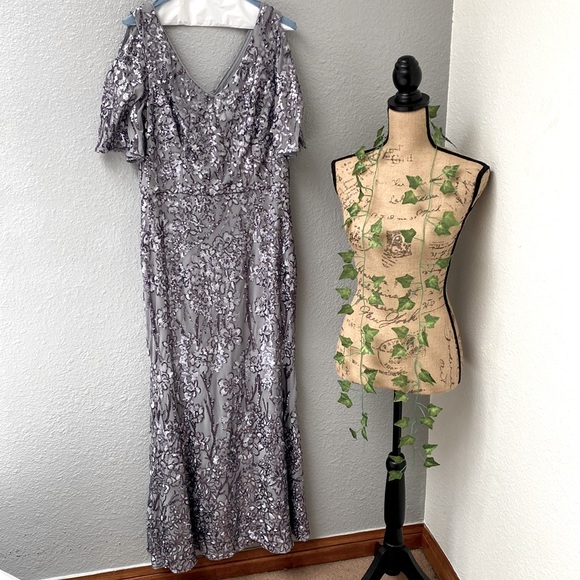 NWOT - Alex Evenings - evening gown, size 12 - Picture 6 of 13